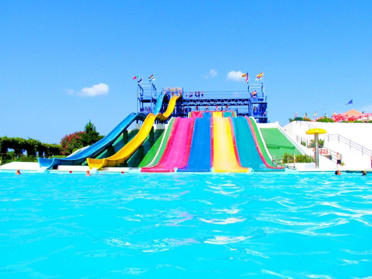 Apartamento Arcoiris, Con Piscina Y Junto A Playa De Alcudia المظهر الخارجي الصورة